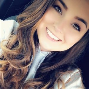 Meet your Posher, Alisha